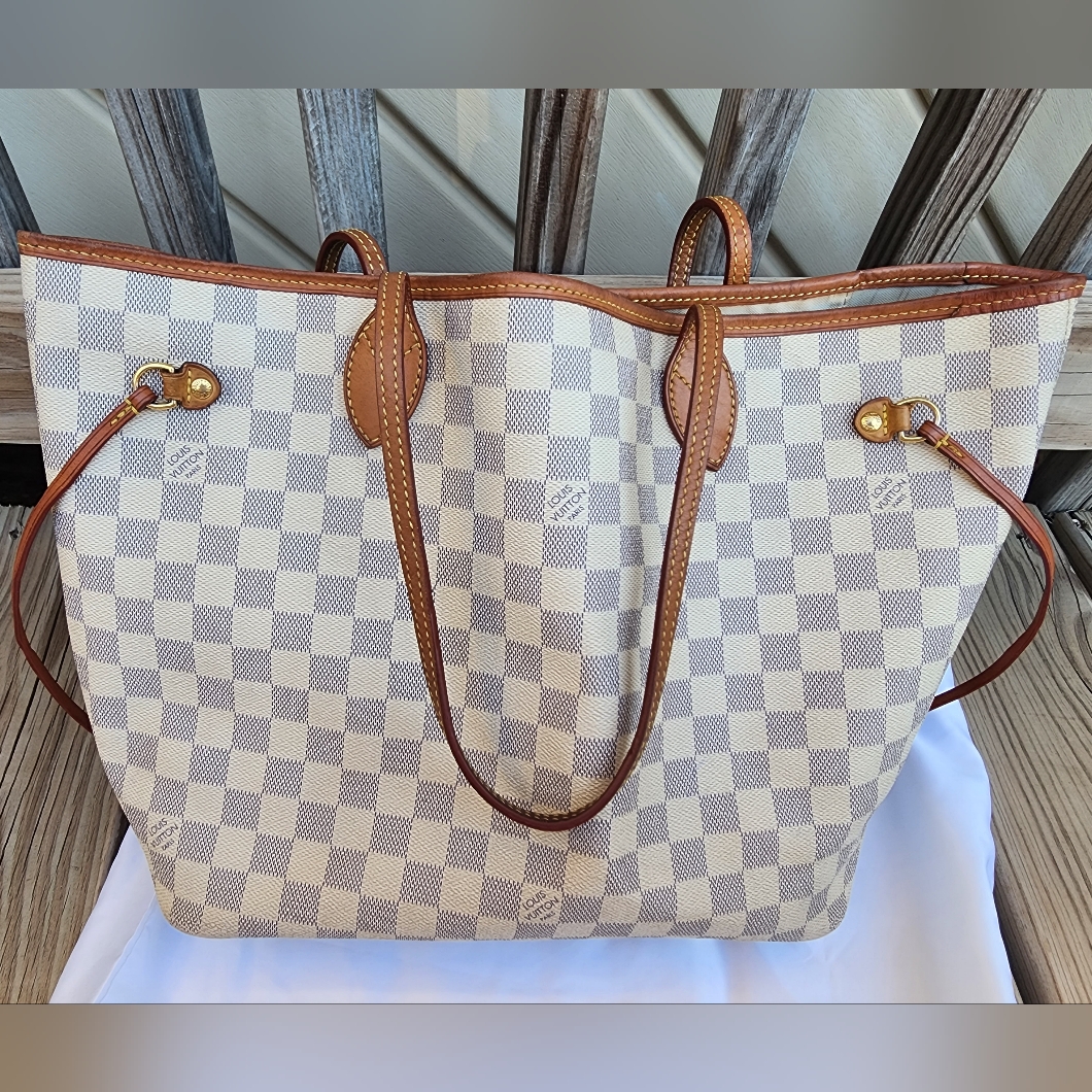 Authentic Louis Vuitton Neverfull Mm In Damier Azur With Entrupy